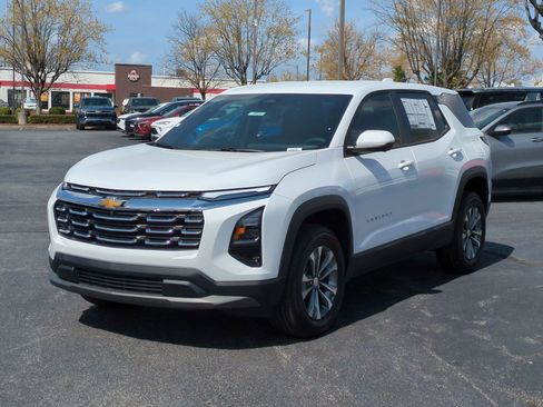 New 2026 Chevrolet Equinox LT FWD image 5