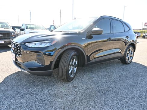 New 2026 Ford Escape ST-Line w/ Tech Pack #1 image 8