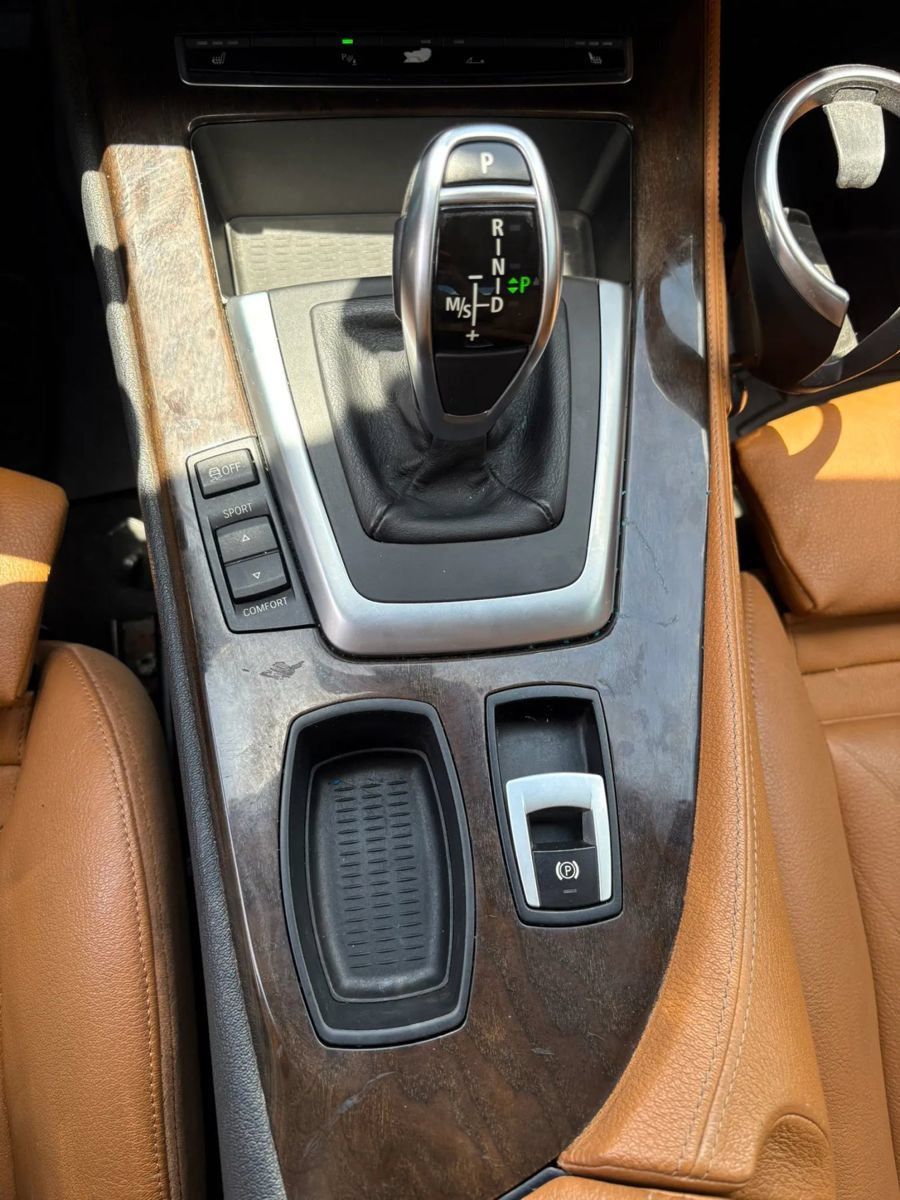 Used 2012 BMW Z4 sDrive28i w/ Sport Pkg RWD image 23