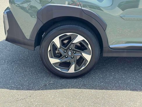 Used 2024 Subaru Crosstrek 2.5i Limited AWD/4WD image 11