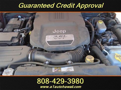 Used 2013 Jeep Wrangler Unlimited Sport AWD/4WD image 11