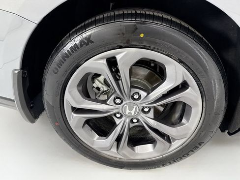 Used 2025 Honda Accord EX-L image 31