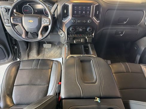 Used 2022 Chevrolet Silverado 2500 High Country w/ Z71 Off-Road Package AWD/4WD image 13