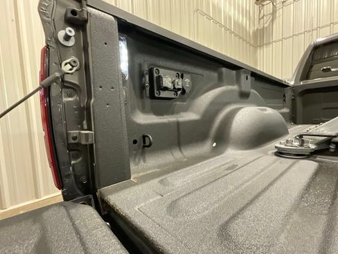 Used 2025 RAM 3500 Big Horn AWD/4WD image 29