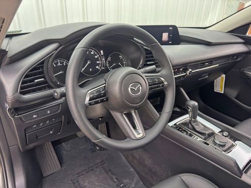 Used 2025 MAZDA MAZDA3 s image 13