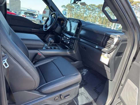 New 2025 Ford F150 Lariat w/ Equipment Group 501A Mid image 42