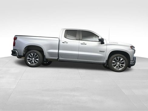 Used 2019 Chevrolet Silverado 1500 LT w/ Texas Edition RWD image 15