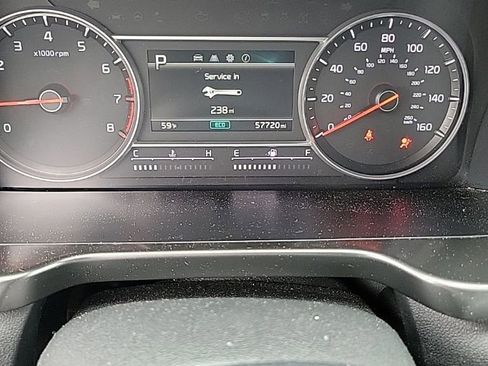 Used 2022 Kia Sorento LX FWD image 7