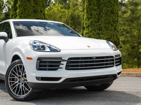 Used 2021 Porsche Cayenne AWD/4WD image 6