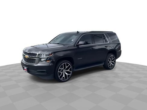 Used 2017 Chevrolet Tahoe LT AWD/4WD image 4