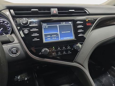 Used 2019 Toyota Camry LE w/ Convenience Package FWD image 20