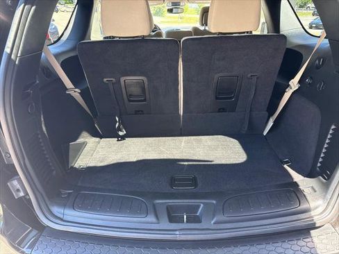 Used 2019 Dodge Durango SXT AWD/4WD image 22