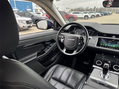 Used 2020 Land Rover Range Rover Evoque SE image 14