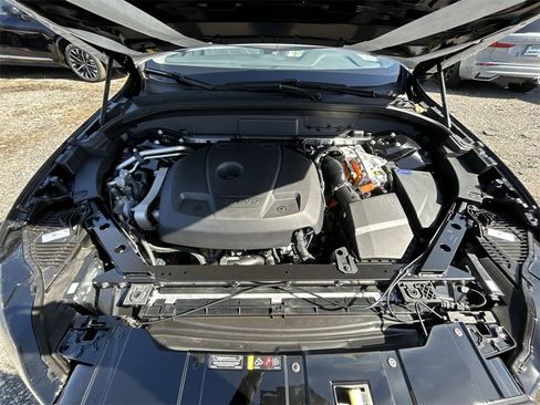 New 2025 Volvo XC60 T8 Plus w/ Protection Package Premier image 10