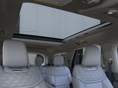 New 2026 Ford Explorer Platinum AWD/4WD image 22