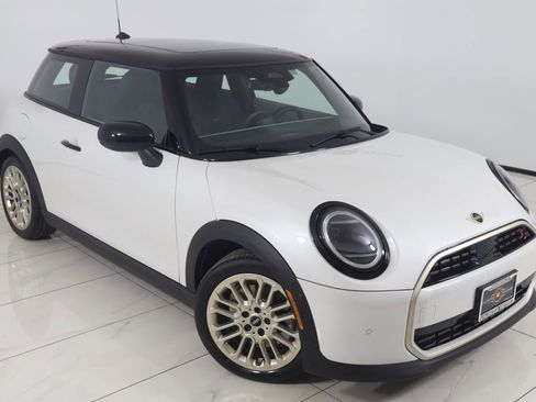 Used 2025 MINI Cooper S image 19