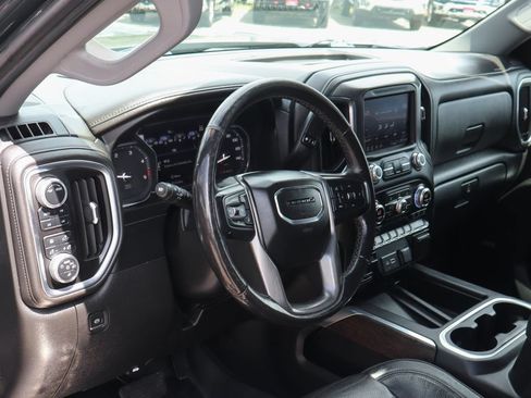Used 2022 GMC Sierra 3500 Denali AWD/4WD image 25