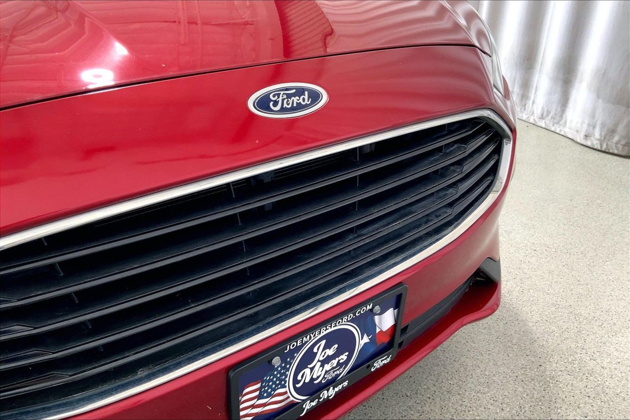 Used 2020 Ford Fusion S FWD image 7