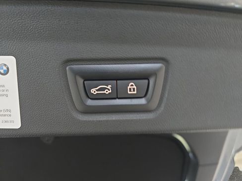 Used 2023 BMW i4 eDrive35 w/ Premium Package RWD image 31