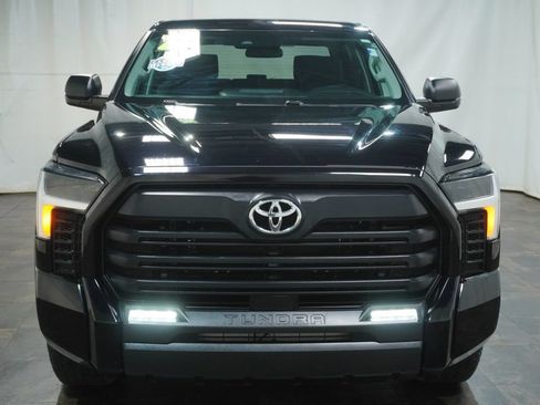 Used 2023 Toyota Tundra SR5 AWD/4WD image 9