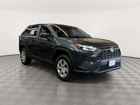 Used 2025 Toyota RAV4 LE AWD/4WD image 2