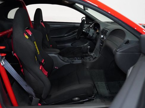 Used 2001 Ford Mustang Cobra image 32