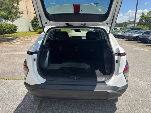 Used 2026 Hyundai Kona SE FWD image 18
