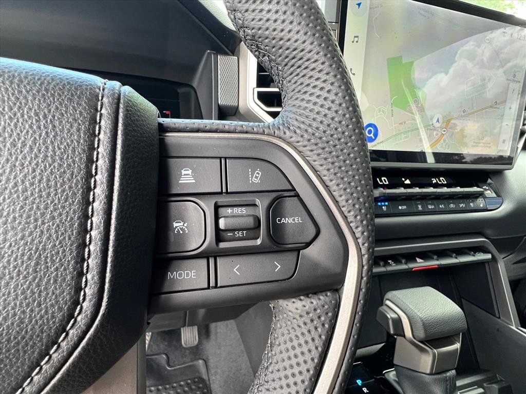 Used 2026 Toyota Tundra Limited AWD/4WD image 21