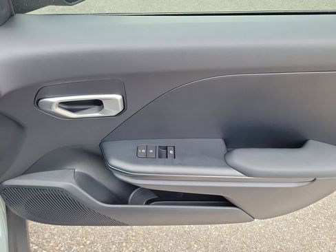 New 2026 Kia K4 FWD image 10
