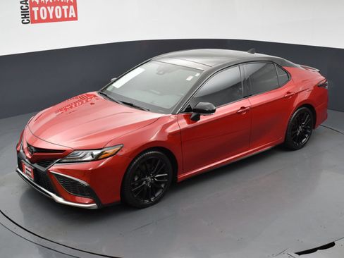 Used 2022 Toyota Camry XSE w/ Navigation Package FWD image 32