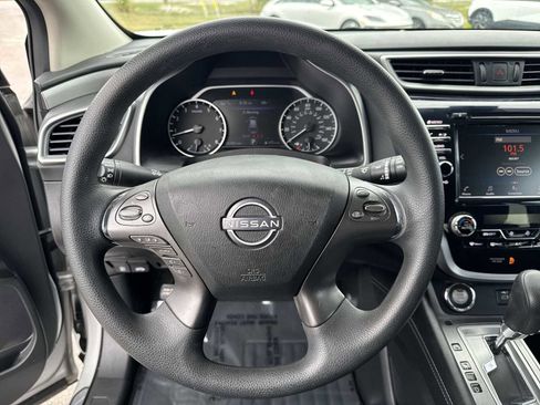 Used 2023 Nissan Murano S image 20