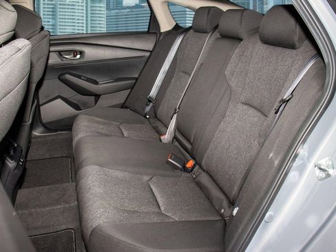 Certified 2025 Honda Accord SE image 18