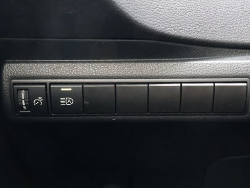 Used 2024 Toyota Corolla LE image 21