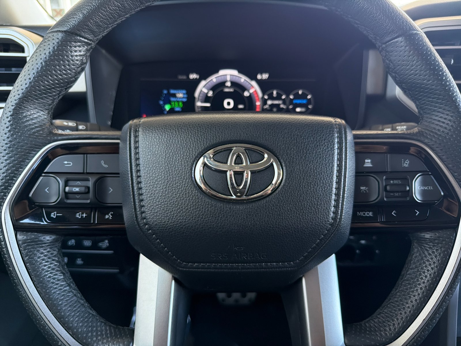 Used 2024 Toyota Sequoia SR5 w/ SR5 Premium Package AWD/4WD image 23