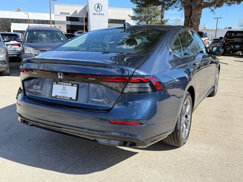 Certified 2025 Honda Accord EX-L image 5