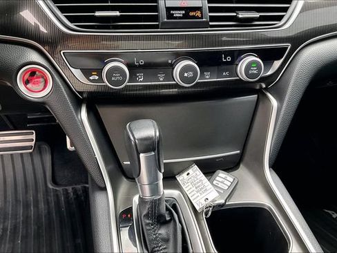 Used 2022 Honda Accord Sport image 26