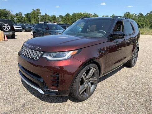 Used 2026 Land Rover Discovery Limited Edition AWD/4WD image 1