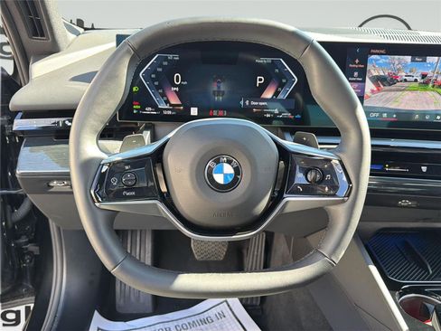 Used 2026 BMW 530i xDrive AWD/4WD image 13