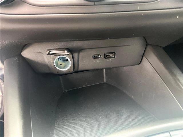 Certified 2024 Chevrolet Trax RS FWD image 25