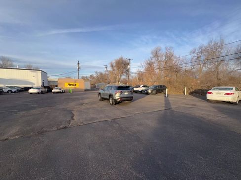 Used 2025 Chevrolet Equinox LT image 15