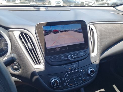 Used 2024 Chevrolet Malibu LT FWD image 28