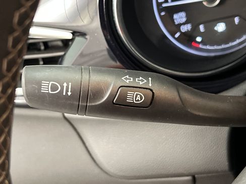 Used 2022 Buick Encore GX Select w/ Sport Touring Package FWD image 50
