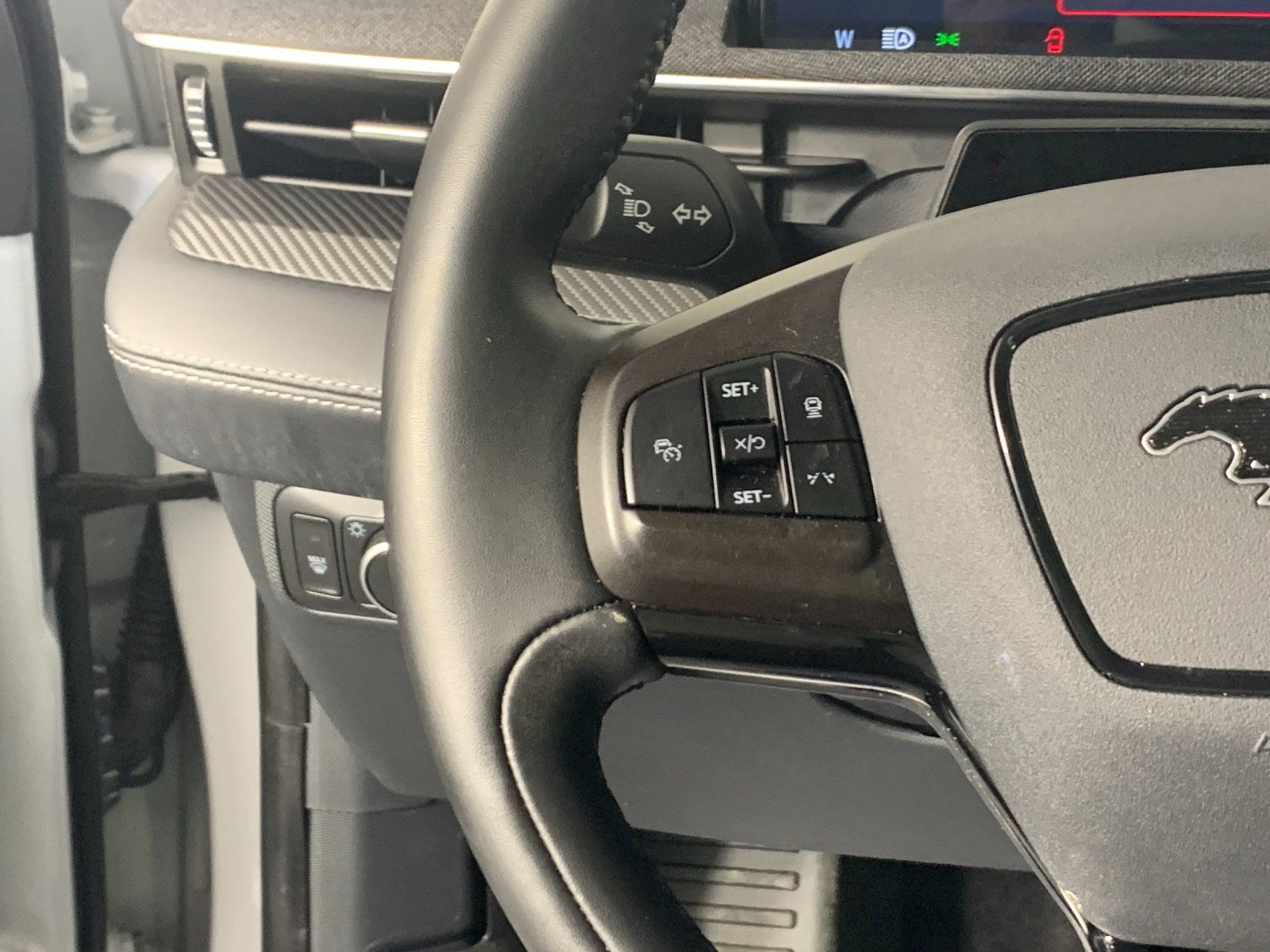 Used 2022 Ford Mustang Mach-E Premium RWD image 18
