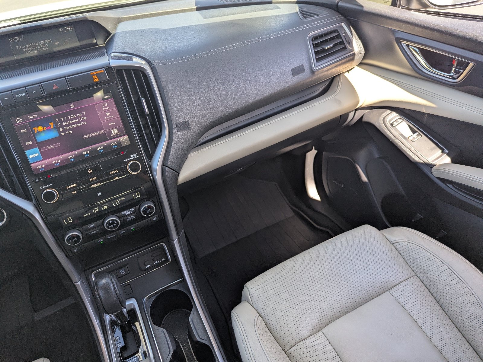 Used 2020 Subaru Ascent Limited w/ Technology Package AWD/4WD image 16