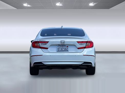 Used 2021 Honda Accord EX-L image 10
