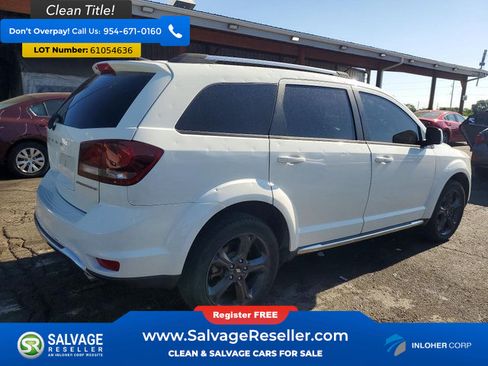 Used 2019 Dodge Journey Crossroad AWD/4WD image 4