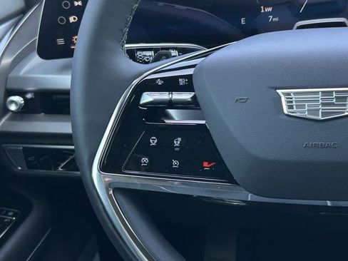 New 2026 Cadillac Vistiq Luxury image 14