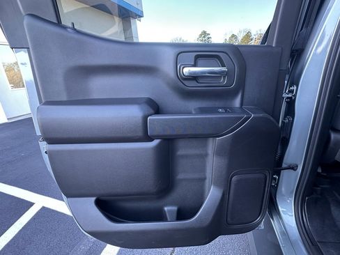 Used 2024 Chevrolet Silverado 1500 Custom w/ Dark Appearance Package image 26