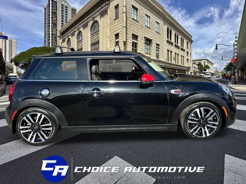 Used 2019 MINI Cooper S w/ Premium Package FWD image 9