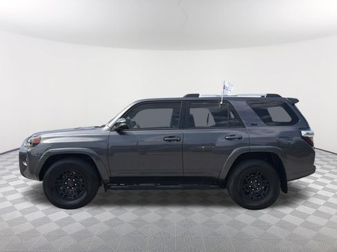 Certified 2022 Toyota 4Runner SR5 Premium w/ Moonroof Package RWD image 12